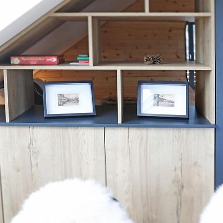 ブラウンラーゲBergbutzen Mit Balkonアパートメント 部屋 写真